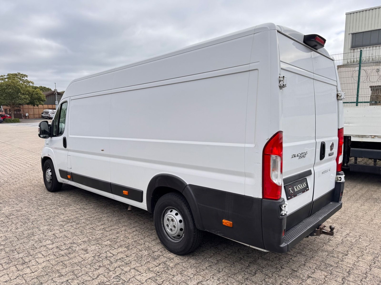 Fiat Ducato 2.3 Maxi Kasten 35 150 L5H2 RS: 4035 - Panel van: picture 5 Fiat Ducato 2.3 Maxi Kasten 35 150 L5H2 RS: 4035 - Panel van: picture 5