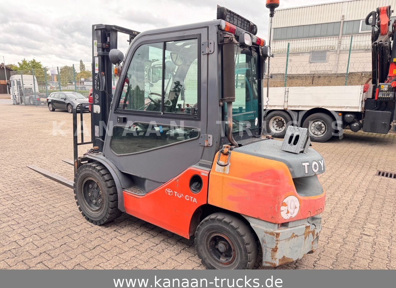 Toyota Tonero 35 Diesel Stapler 3.274h Sideshift - Diesel forklift: picture 5 Toyota Tonero 35 Diesel Stapler 3.274h Sideshift - Diesel forklift: picture 5