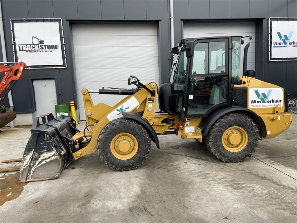 CAT 906M (7164)  - Compact loader: picture 1 CAT 906M (7164)  - Compact loader: picture 1