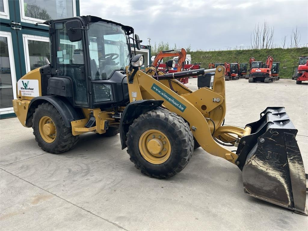 CAT 906M (8758)  - Compact loader: picture 3 CAT 906M (8758)  - Compact loader: picture 3