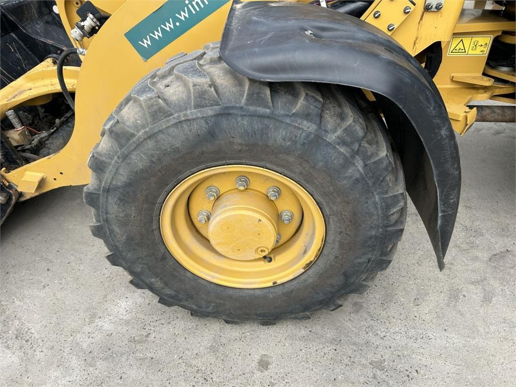 Compact loader CAT 906M (8758): picture 11