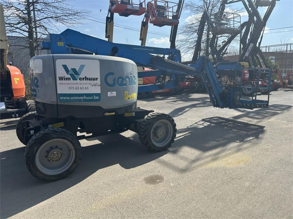 Genie Z-45/25XC (3204) - Articulated boom lift: picture 1 Genie Z-45/25XC (3204) - Articulated boom lift: picture 1
