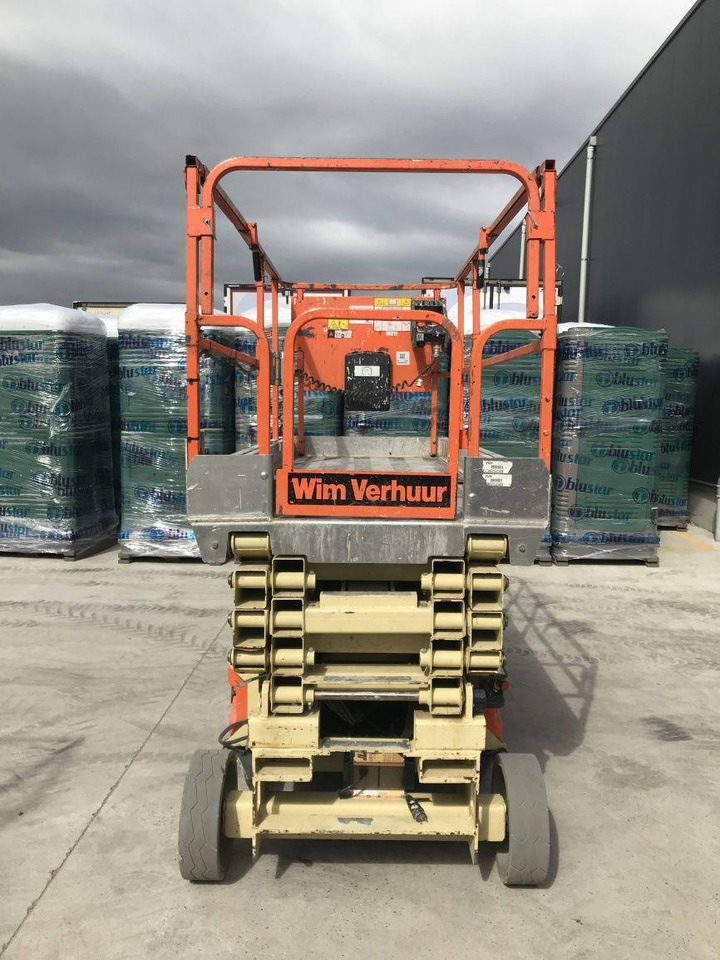 JLG 3246ES (1240) - Scissor lift: picture 2 JLG 3246ES (1240) - Scissor lift: picture 2