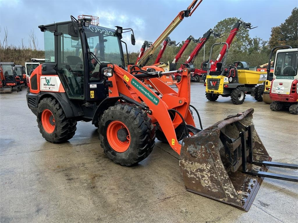 Kubota R070 (6678)  - Compact loader: picture 3 Kubota R070 (6678)  - Compact loader: picture 3