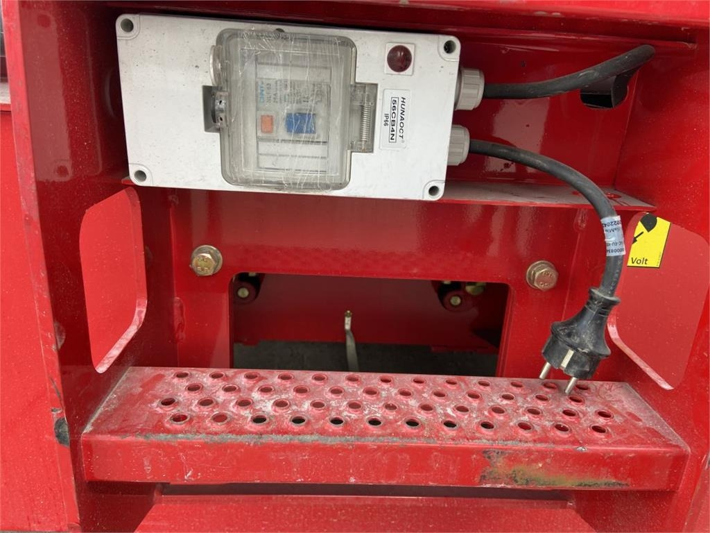 Magni ES1612ACP (7896) - Scissor lift: picture 4 Magni ES1612ACP (7896) - Scissor lift: picture 4