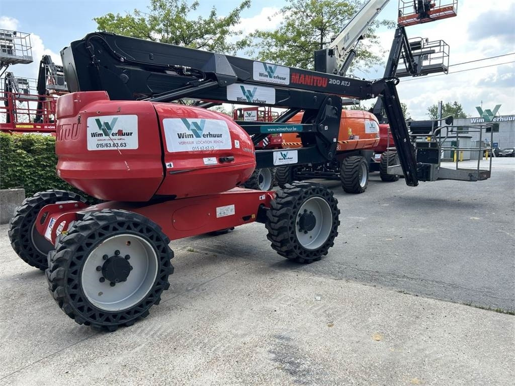 Manitou 200 ATJ RC ST5 (5612) - Articulated boom lift: picture 1 Manitou 200 ATJ RC ST5 (5612) - Articulated boom lift: picture 1