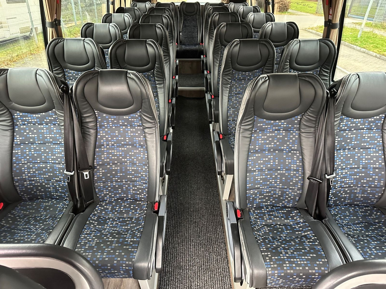 Iveco Atomic AN21 (wenig Km*7.2t) Rosero/ Rapido - Minibus, People carrier: picture 4 Iveco Atomic AN21 (wenig Km*7.2t) Rosero/ Rapido - Minibus, People carrier: picture 4