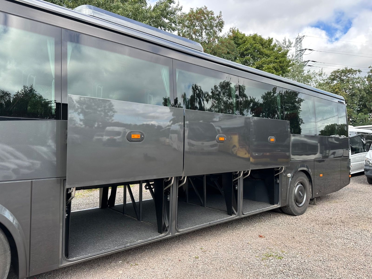 Iveco EVADYS H (55 Sitze*Schalt*176 tKm) - Minibus, People carrier: picture 4 Iveco EVADYS H (55 Sitze*Schalt*176 tKm) - Minibus, People carrier: picture 4