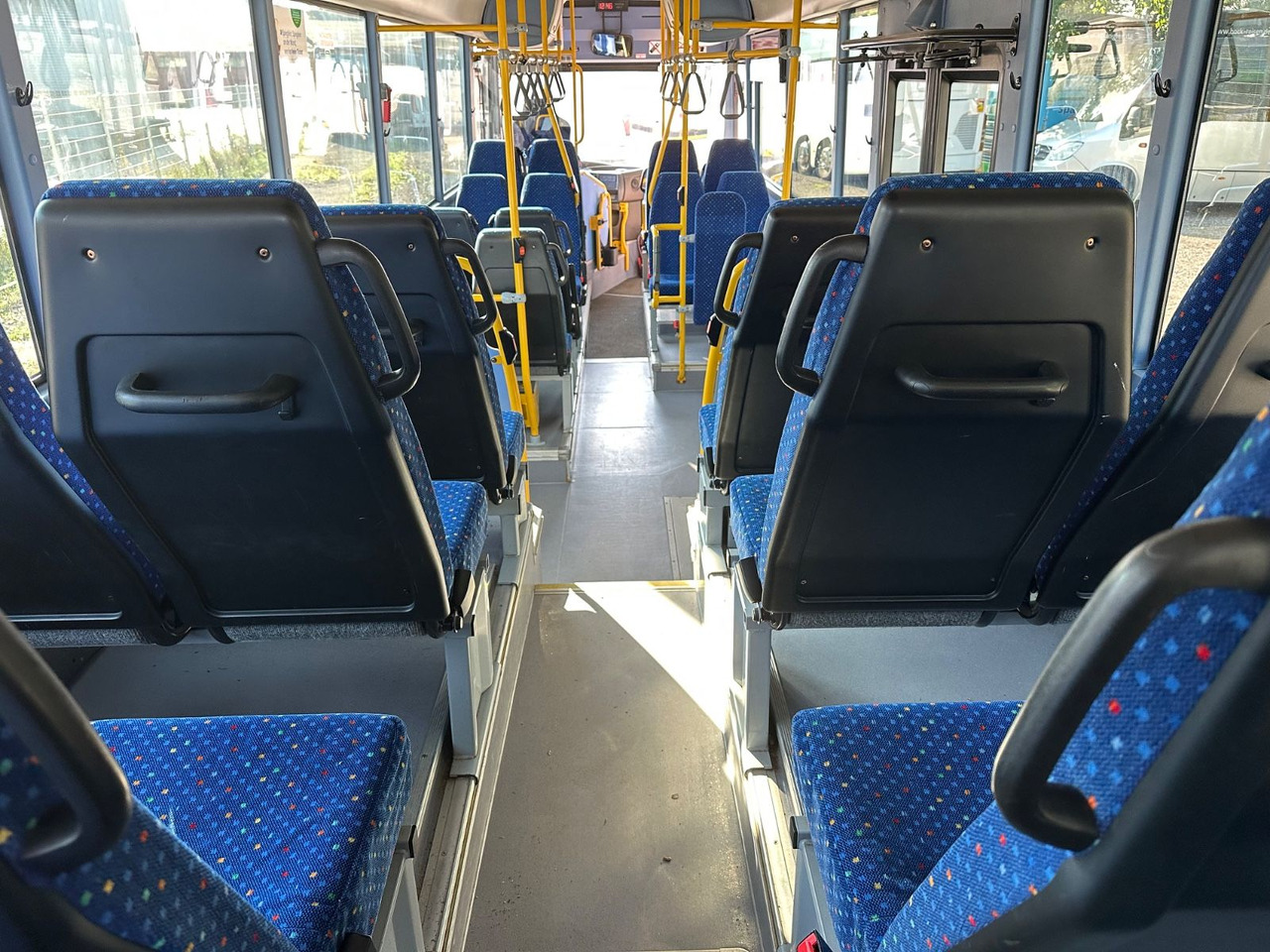 Leasing of  Iveco Irisbus Crossway LE SFR 162 *AC*100 km/h*Schalt Iveco Irisbus Crossway LE SFR 162 *AC*100 km/h*Schalt: picture 18