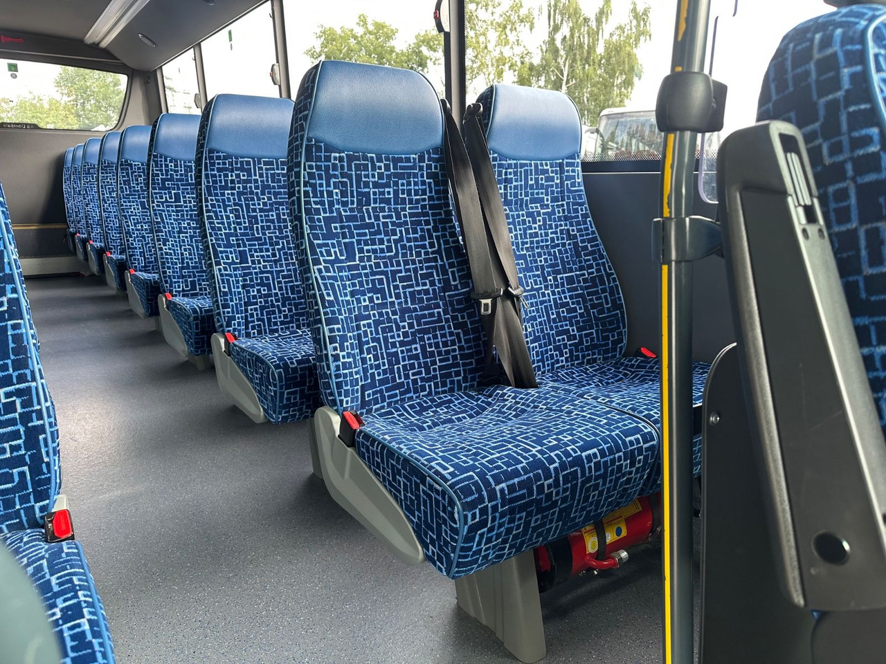 Iveco Rapido 70C18 (wenig Km*7.2t*33 Sitze) Rosero - Minibus, People carrier: picture 5 Iveco Rapido 70C18 (wenig Km*7.2t*33 Sitze) Rosero - Minibus, People carrier: picture 5