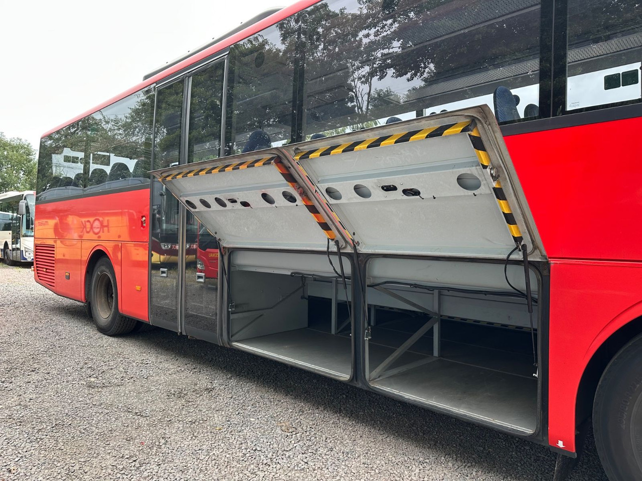 Leasing of  Mercedes-Benz O550 Integro (56 Sitze*Klima*Schalt) Mercedes-Benz O550 Integro (56 Sitze*Klima*Schalt): picture 12