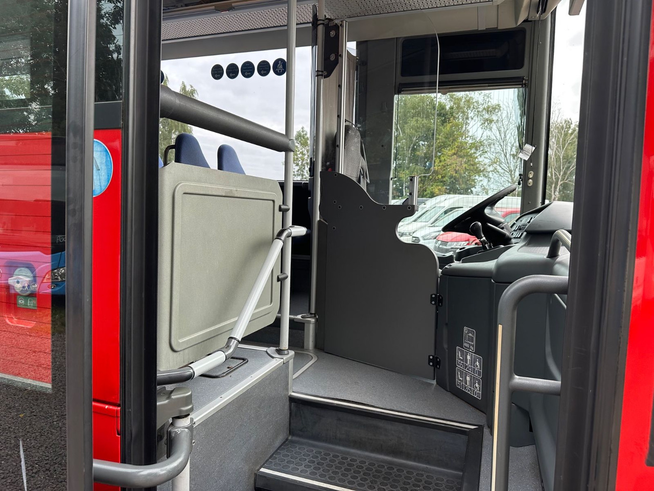 Leasing of  Mercedes-Benz O550 Integro (56 Sitze*Klima*Schalt) Mercedes-Benz O550 Integro (56 Sitze*Klima*Schalt): picture 13