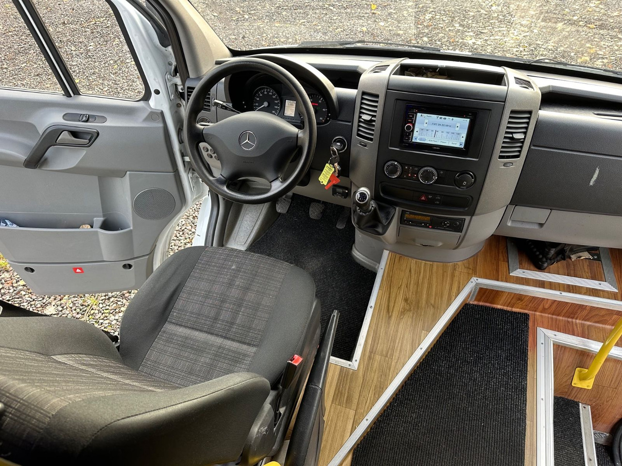 Mercedes-Benz Sprinter 516 CDi (DE*Klima*23 Reisesitze) - Minibus, People carrier: picture 4 Mercedes-Benz Sprinter 516 CDi (DE*Klima*23 Reisesitze) - Minibus, People carrier: picture 4