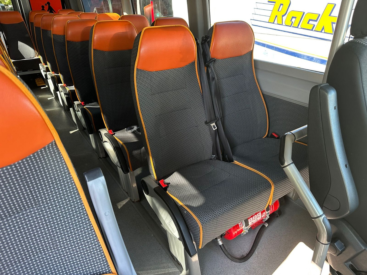 Mercedes-Benz Sprinter 516 CDi (DE*Klima*24 Sitze) - Minibus, People carrier: picture 5 Mercedes-Benz Sprinter 516 CDi (DE*Klima*24 Sitze) - Minibus, People carrier: picture 5