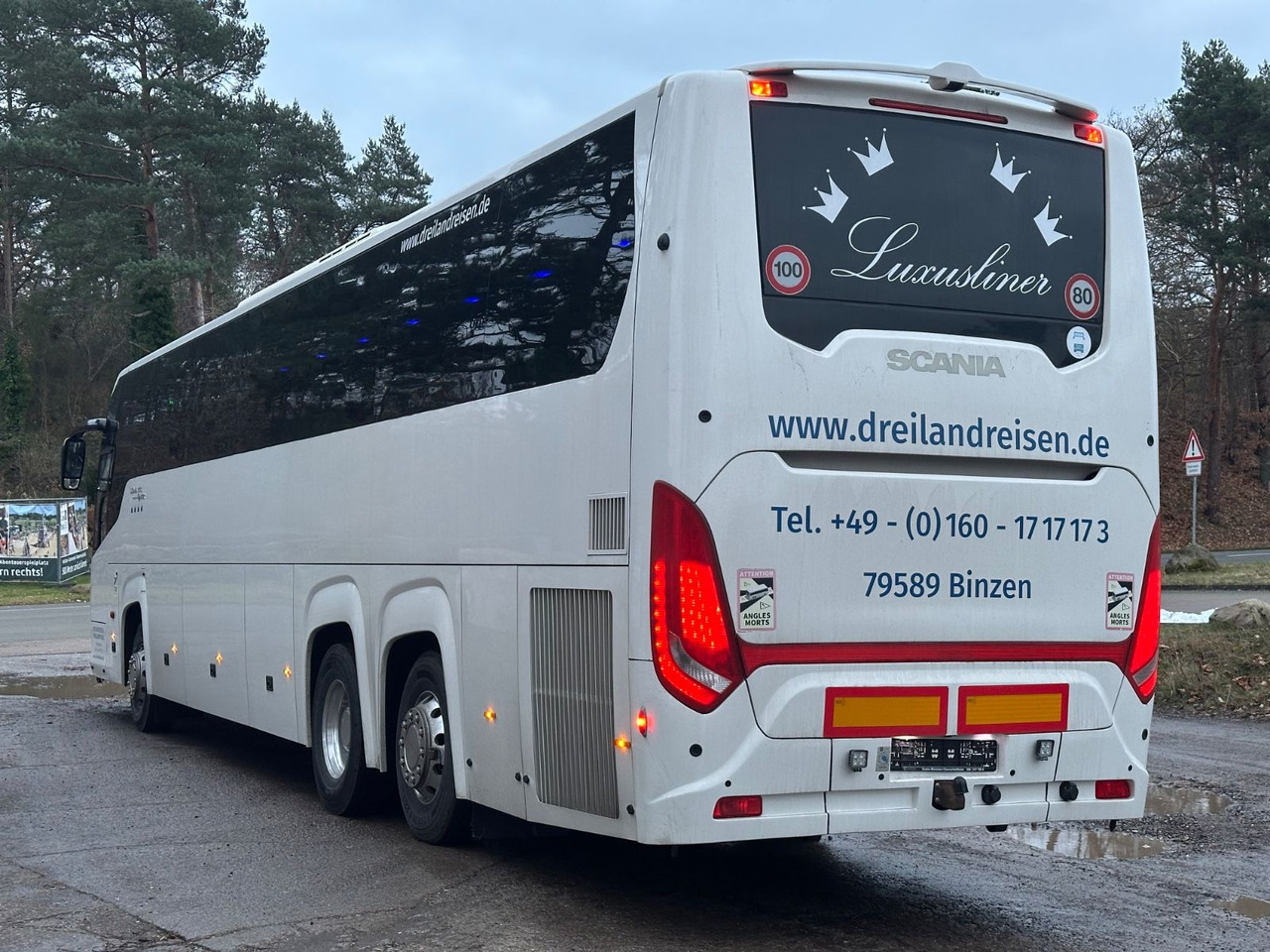 Scania Touring HD Higer 6X2 (86 tKm*59 Sitze) - Coach: picture 2 Scania Touring HD Higer 6X2 (86 tKm*59 Sitze) - Coach: picture 2