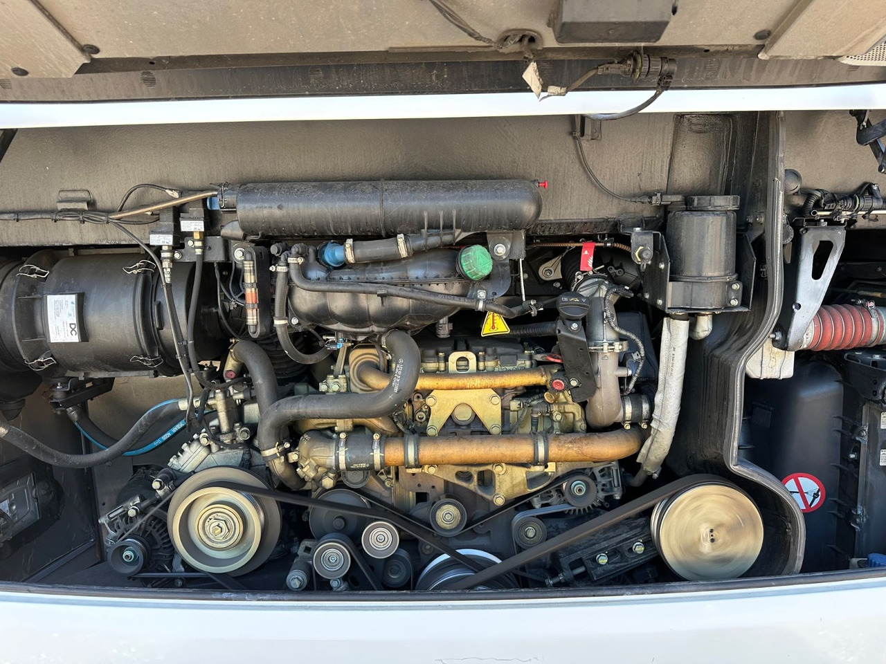 Setra S 415 LE Business  (374 tKm*TOP) - City bus: picture 4 Setra S 415 LE Business  (374 tKm*TOP) - City bus: picture 4