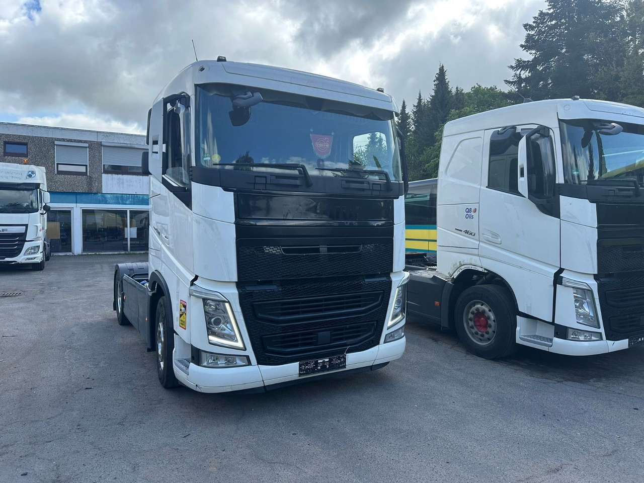 Volvo FH 460 Klima*4x2*Retarder - Tractor unit: picture 1 Volvo FH 460 Klima*4x2*Retarder - Tractor unit: picture 1