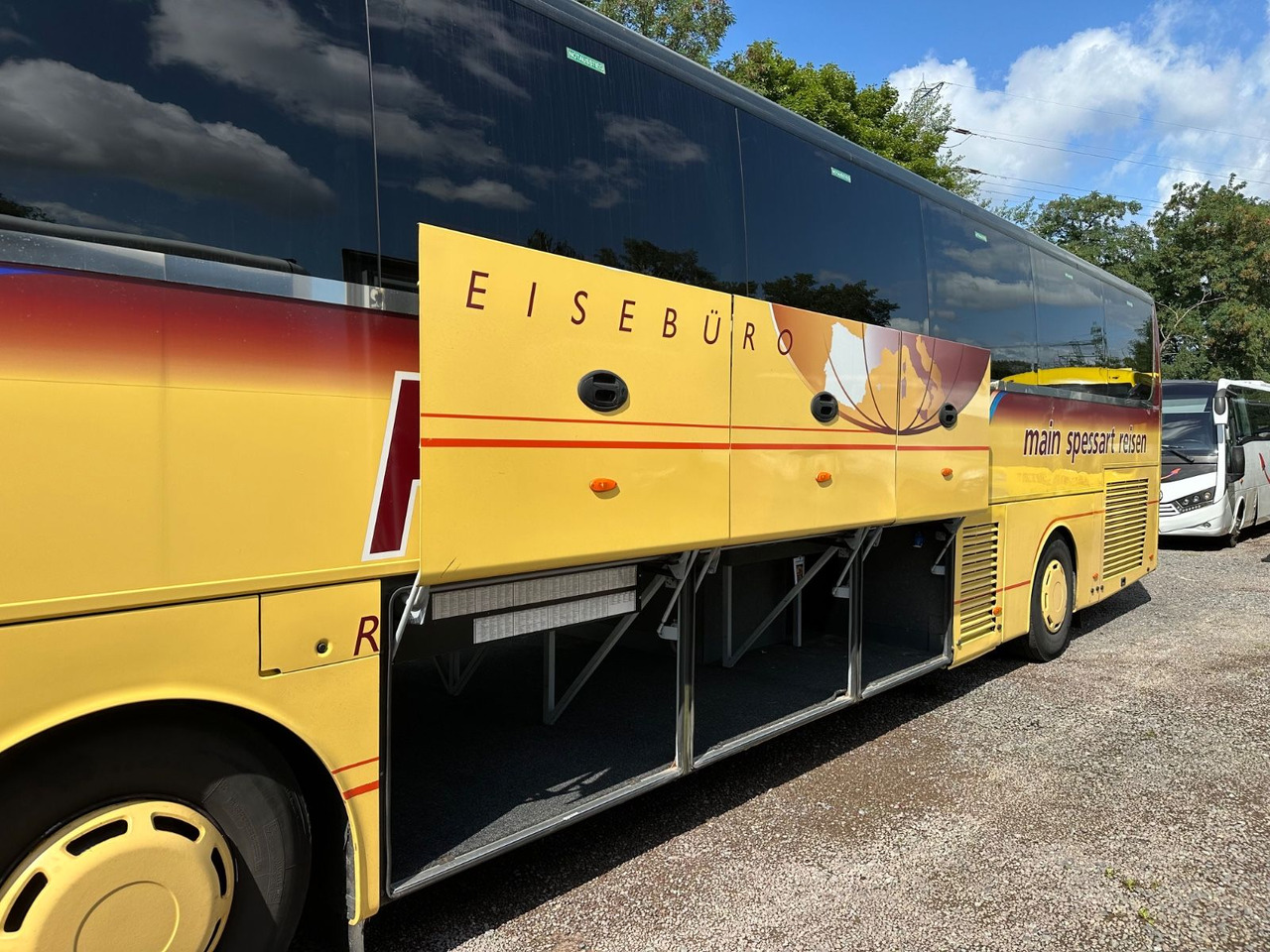 Vanhool TX16 Alicron (TOP*Euro 6) 515 /O350 - Coach: picture 3 Vanhool TX16 Alicron (TOP*Euro 6) 515 /O350 - Coach: picture 3