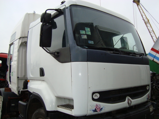 RENAULT PREMIUM DCI - Cab: picture 5 RENAULT PREMIUM DCI - Cab: picture 5