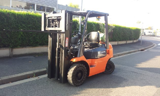 Toyota 7FGF20 - LPG forklift: picture 1 Toyota 7FGF20 - LPG forklift: picture 1